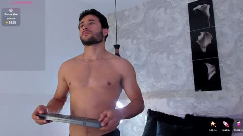 Valentino online show from 01/13/25, 05:44