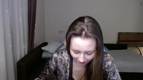 Snapshot of valents_cherry chatting on 01/25/25, 07:39 Valentina online show from 01/25/25, 07:39