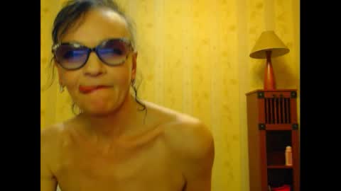 Snapshot of valenttijm3851 chatting on 03/02/25, 06:30 valentijm online show from 03/02/25, 06:30