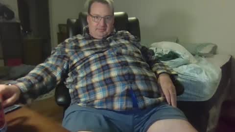 Snapshot of valenwren chatting on 09/12/25, 03:17 Wren V. online show from 09/12/25, 03:17