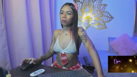Snapshot of valeperez24 chatting on 09/09/25, 01:27 Valery And Daniel online show from 09/09/25, 01:27