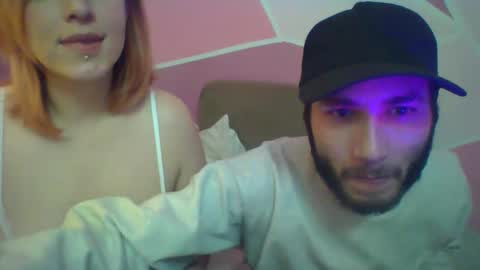Snapshot of valeri_cove chatting on 02/19/25, 03:49 Valeri Cove online show from 02/19/25, 03:49