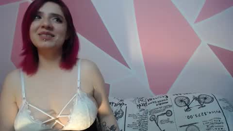 Snapshot of valeri_cove chatting on 03/06/25, 02:29 Valeri Cove online show from 03/06/25, 02:29