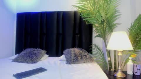 valeri_tafur online show from 10/25/25, 11:07