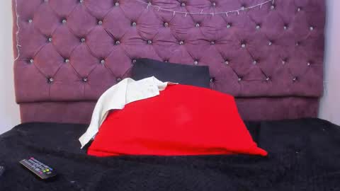 VALERIA online show from 10/31/25, 05:25