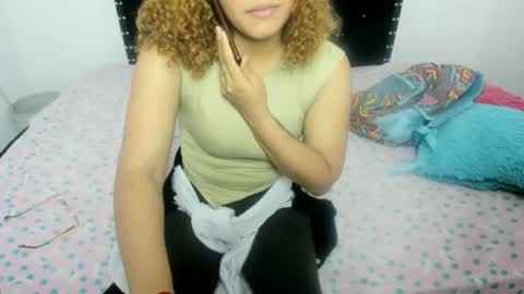 valeria_hot12 online show from 11/22/25, 07:13