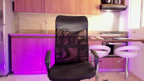 Valeria lewiis joness online show from 02/23/25, 02:57