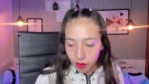 Snapshot of valeria_rossi7 chatting on 12/12/24, 01:49 Valeria online show from 12/12/24, 01:49