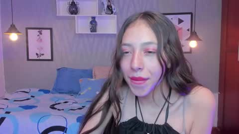Snapshot of valeria_rossi7 chatting on 02/14/25, 04:41 Valeria online show from 02/14/25, 04:41