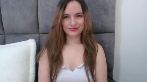 Snapshot of valeriafrannco chatting on 01/11/25, 04:57 valeriafrannco online show from 01/11/25, 04:57