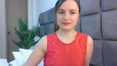 Snapshot of valeriafrannco chatting on 02/04/25, 06:46 valeriafrannco online show from 02/04/25, 06:46