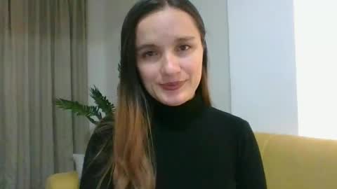 Snapshot of valeriafrannco chatting on 09/18/25, 04:47 valeriafrannco online show from 09/18/25, 04:47