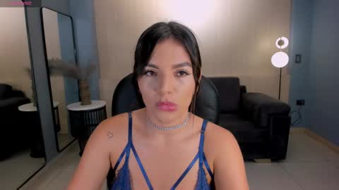 Snapshot of valeriaroldanx chatting on 03/11/25, 03:59 Valeria online show from 03/11/25, 03:59