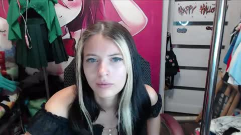 ValeriaXKiss online show from 10/11/25, 06:39