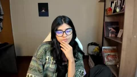 Snapshot of valerie__sky chatting on 03/04/25, 02:17 Val online show from 03/04/25, 02:17