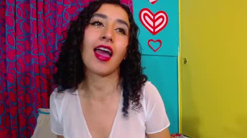 Snapshot of valerie_mase chatting on 02/21/25, 11:10 vale online show from 02/21/25, 11:10