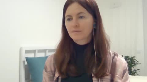 Snapshot of valerie_rose777 chatting on 02/22/25, 07:03 valerie_rose777 online show from 02/22/25, 07:03