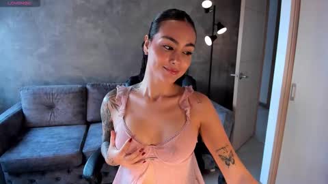  call me Val  online show from 11/19/25, 02:28