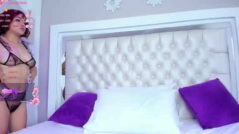 Snapshot of valeriediazx chatting on 03/01/25, 03:16 valeri online show from 03/01/25, 03:16