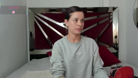 Snapshot of valeriemattson_ chatting on 10/11/25, 04:05 valeriemattson_ online show from 10/11/25, 04:05
