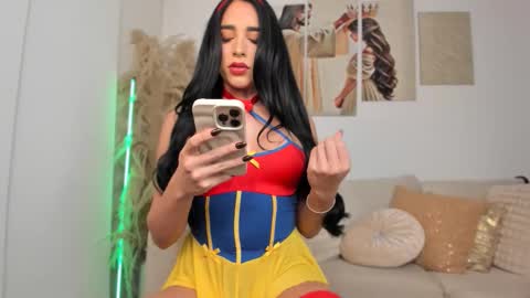 Snapshot of valerietnt chatting on 10/15/25, 03:06 valerie online show from 10/15/25, 03:06