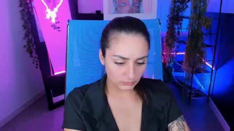 Snapshot of valeriiemills chatting on 09/10/25, 03:01 Valerie online show from 09/10/25, 03:01