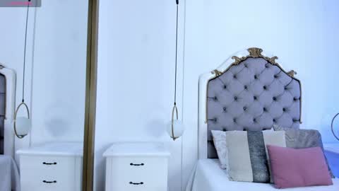   online show from 12/18/24, 11:45