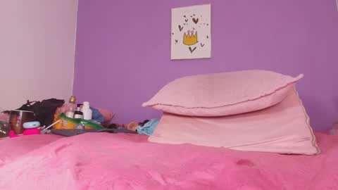 Snapshot of valery_97 chatting on 02/04/25, 06:14 Valeryn online show from 02/04/25, 06:14