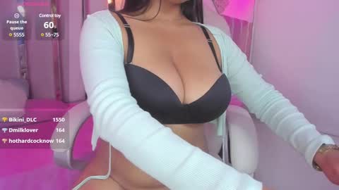 Snapshot of valery__ws chatting on 02/19/25, 02:33 Valery online show from 02/19/25, 02:33