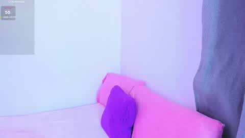 Snapshot of valery_kils chatting on 10/24/25, 02:30 VALERY online show from 10/24/25, 02:30