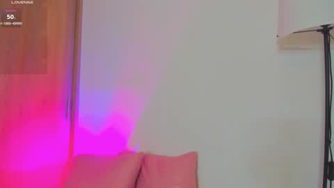 Snapshot of valery_kils chatting on 10/26/25, 10:58 VALERY online show from 10/26/25, 10:58