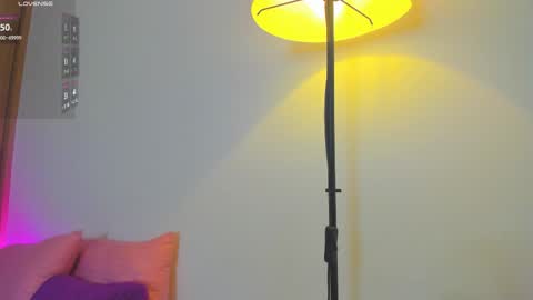 Snapshot of valery_kils chatting on 10/30/25, 02:13 VALERY online show from 10/30/25, 02:13