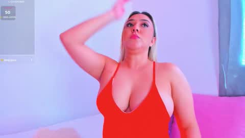 Snapshot of valery_kils chatting on 11/06/25, 05:58 VALERY online show from 11/06/25, 05:58