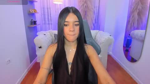 Snapshot of valery_lane chatting on 10/16/25, 11:33 Valery Lane online show from 10/16/25, 11:33