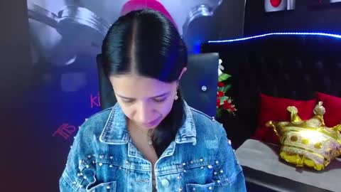 Snapshot of valery_meer_ chatting on 12/03/24, 11:44 Valeria online show from 12/03/24, 11:44