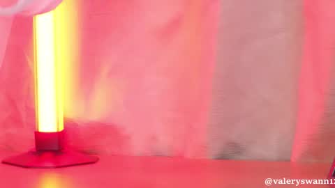 Valery swan1 online show from 09/24/25, 03:43