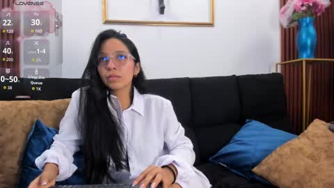 Val online show from 10/18/25, 11:44