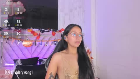 Val online show from 10/21/25, 11:33