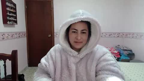 Valeria online show from 11/20/25, 12:33