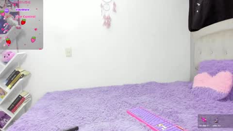 Snapshot of valerymind chatting on 12/14/24, 04:01 Valery Min online show from 12/14/24, 04:01