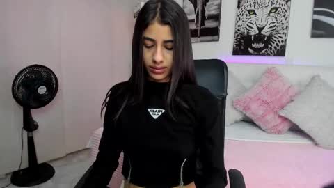 Valery Rivas online show from 12/26/24, 12:49