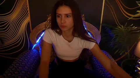 Snapshot of valeryroyale chatting on 02/09/25, 09:05 Valery online show from 02/09/25, 09:05