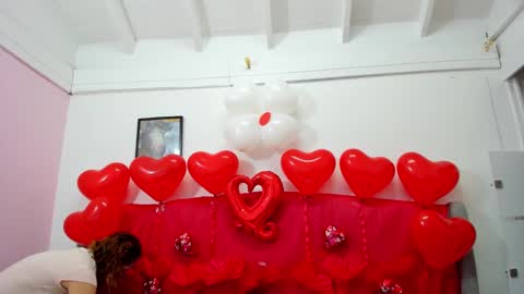 Snapshot of valesskahall chatting on 02/13/25, 03:14 Valesskahall online show from 02/13/25, 03:14