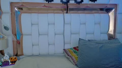 Snapshot of valkiria_moore chatting on 10/07/25, 11:13 Valkiria moore online show from 10/07/25, 11:13