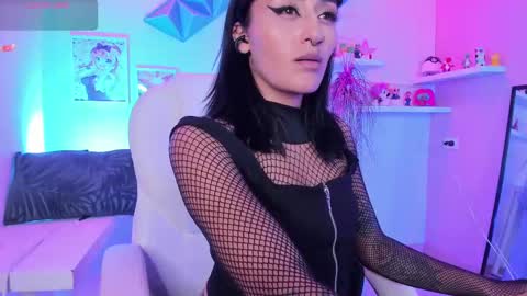 Snapshot of valkiria_ponce chatting on 11/02/25, 04:59 Valkiria online show from 11/02/25, 04:59