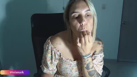 Snapshot of valkyriarose chatting on 03/12/25, 11:12 Isis online show from 03/12/25, 11:12