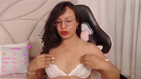 Vallery online show from 01/26/25, 03:06