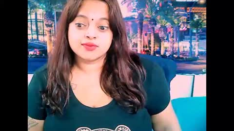 Snapshot of valleyval chatting on 01/13/25, 06:16 indianvalvet priya is back online show from 01/13/25, 06:16