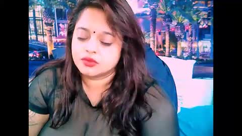 Snapshot of valleyval chatting on 01/17/25, 12:42 indianvalvet priya is back online show from 01/17/25, 12:42