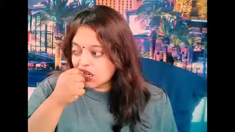 Snapshot of valleyval chatting on 01/20/25, 09:35 indianvalvet priya is back online show from 01/20/25, 09:35
